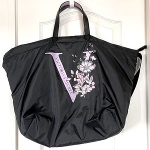 EUC Victoria’s Secret Tote
